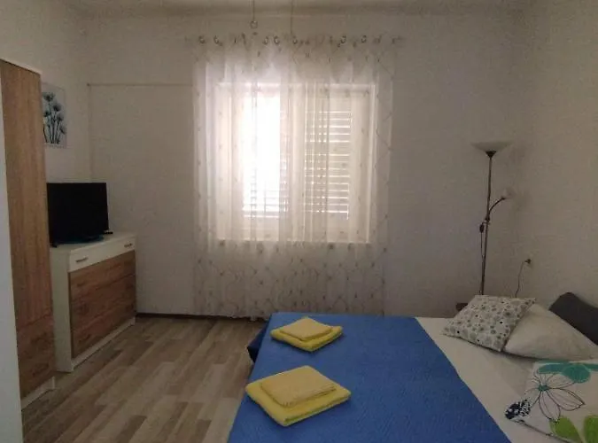 Majas Makarska